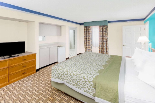 Days Inn by Wyndham Little Rock/Medical Center image 13